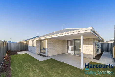 32 Gladstone Ave, Henley Brook, WA 6055