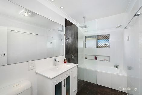 Property photo of 1 George Hely Crescent Killarney Vale NSW 2261