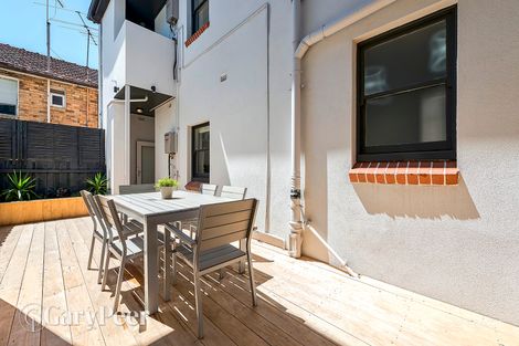 4/24 Tennyson St, Elwood, VIC 3184