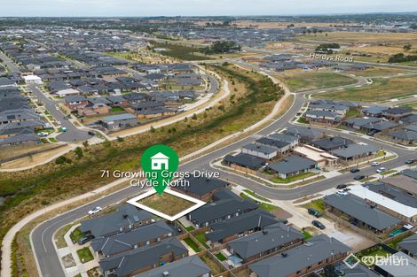 71 Growling Grass Dr, Clyde North, VIC 3978