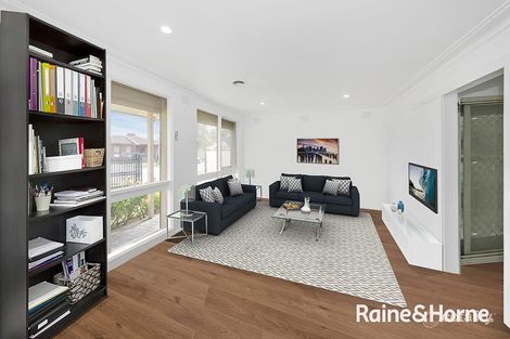 Property photo of 32 Birrong Avenue Noble Park VIC 3174