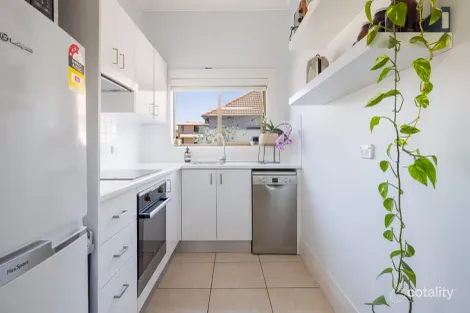 Property photo of 16/96 Curlewis Street Bondi Beach NSW 2026