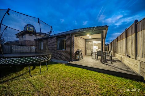 Property photo of 9 Raeburn Drive Clyde North VIC 3978