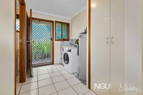 Property photo of 3 Brolga Court Bundamba QLD 4304