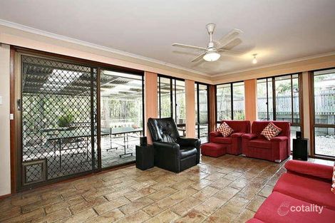 Property photo of 15 Commoron Crescent Runcorn QLD 4113