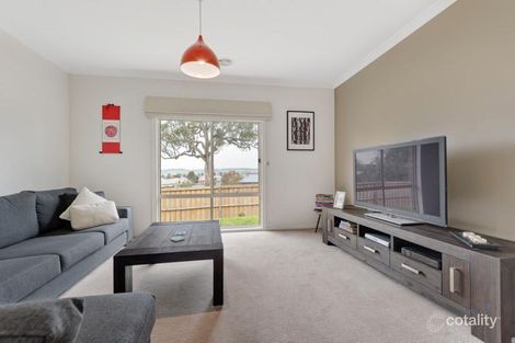 Property photo of 34 Roaming Road Doreen VIC 3754