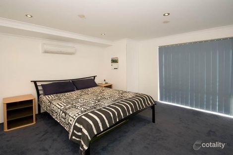 Property photo of 9 Ornata Bend Banksia Grove WA 6031