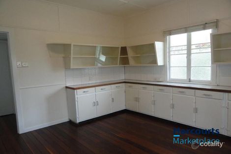 Property photo of 36 Thompson Street Silkstone QLD 4304