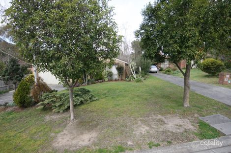 1 Plumtree Rise, Croydon Hills, VIC 3136