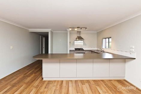 Property photo of 6 Blossom Court Seville Grove WA 6112