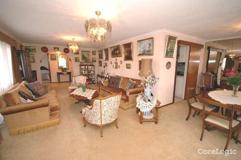 Property photo of 41 Woodleigh Crescent Vermont South VIC 3133