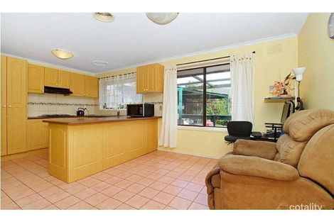 Property photo of 112 Rokewood Crescent Meadow Heights VIC 3048