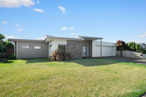 43 Baden Powell Dr, Port Fairy, VIC 3284