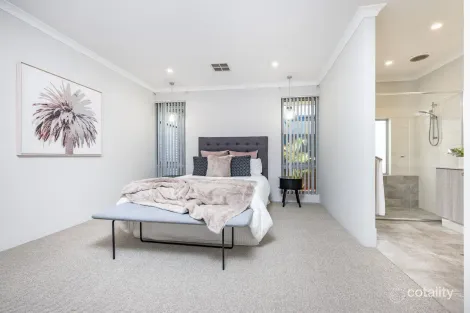 Property photo of 23 Cedarleaf Entrance Treeby WA 6164