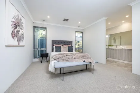 Property photo of 23 Cedarleaf Entrance Treeby WA 6164