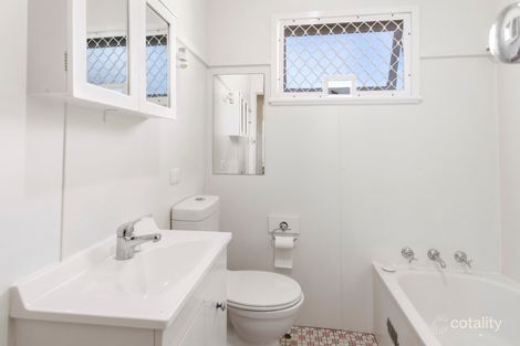 Property photo of 17 Duncan Street Balgownie NSW 2519