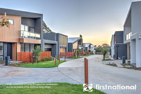 Property photo of 21/16 Harkaway Road Berwick VIC 3806
