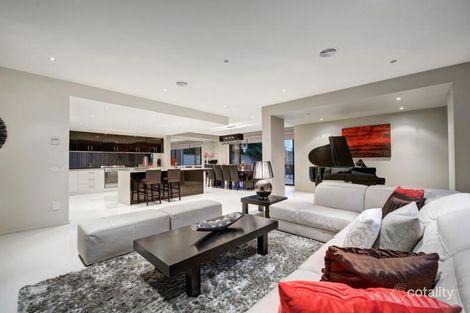 Property photo of 116 Through Road Camberwell VIC 3124