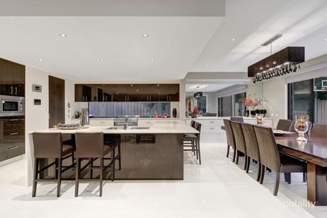 Property photo of 116 Through Road Camberwell VIC 3124