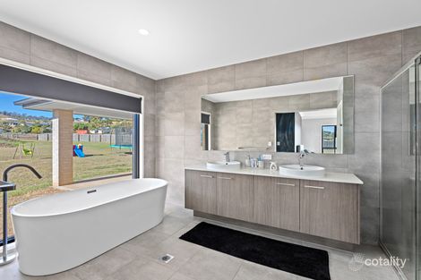 Property photo of 6 Mahogany Drive Plainland QLD 4341
