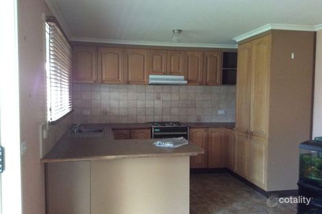 Property photo of 17 Taddor Drive Cranbourne VIC 3977