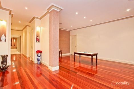 Property photo of 26 Clare Boulevard Greenvale VIC 3059