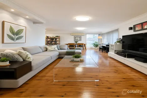 Property photo of 28 Glenroy Crescent St Johns Park NSW 2176
