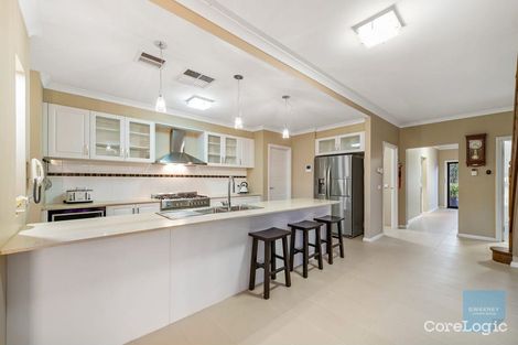 Property photo of 28 Monckton Place Caroline Springs VIC 3023