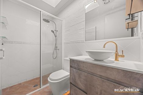 Property photo of 2 Monaghan Place Nicholls ACT 2913