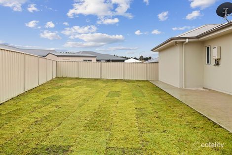 Property photo of 4 Fraser Close Goulburn NSW 2580