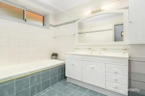 Property photo of 34 Moani Street Eleebana NSW 2282
