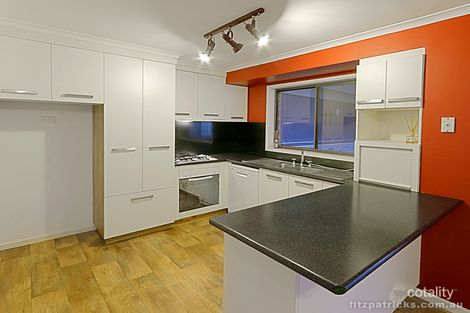 Property photo of 12 Grevillea Crescent Lake Albert NSW 2650