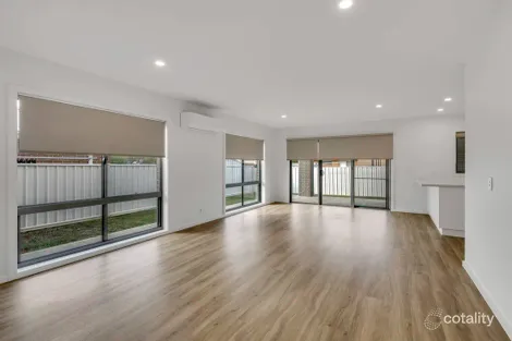 Property photo of 2 Bowerbird Way Wangaratta VIC 3677