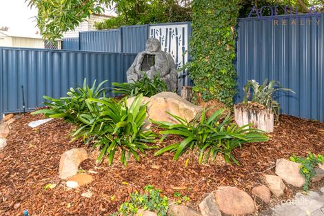 Property photo of 4 Dalwood Road Swan View WA 6056