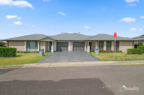 1/11a Glenroy St, Thornton, NSW 2322