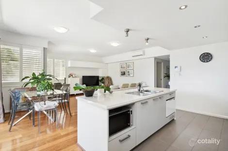 Property photo of 2/1 Erskine Link East Perth WA 6004