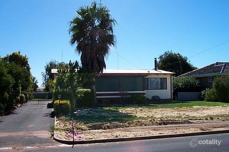 40 Herbert Rd, Harvey, WA 6220