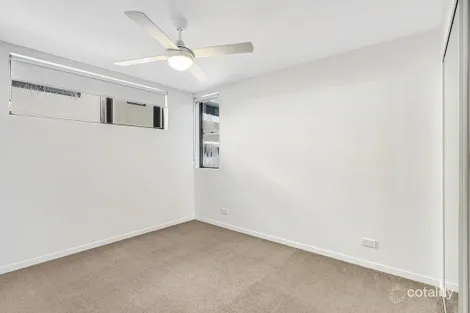 Property photo of 201/38 Andrews Street Cannon Hill QLD 4170