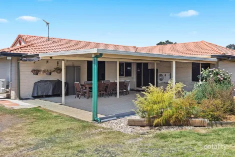 Property photo of 10 Highland Park Road Meringandan West QLD 4352