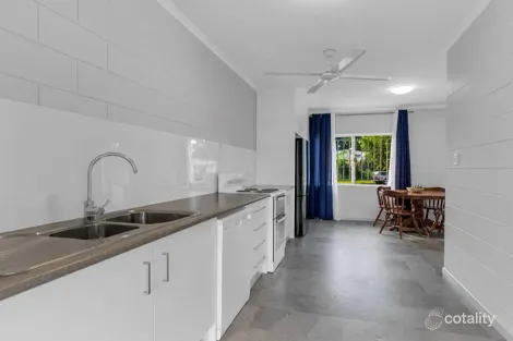 Property photo of 7 Carina Close White Rock QLD 4868