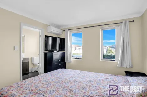 Property photo of 16 Panozza Circle Maddington WA 6109