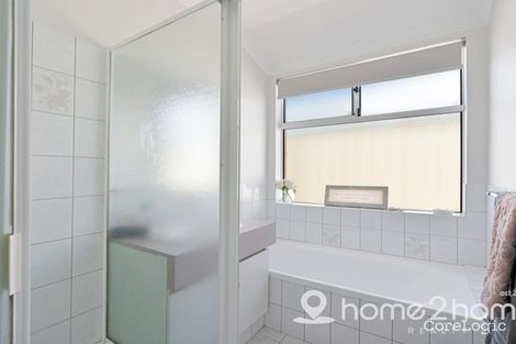 Property photo of 11 Bonnydoon Court Cooloongup WA 6168