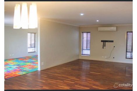 Property photo of 6 Acomis Street Mackenzie QLD 4156