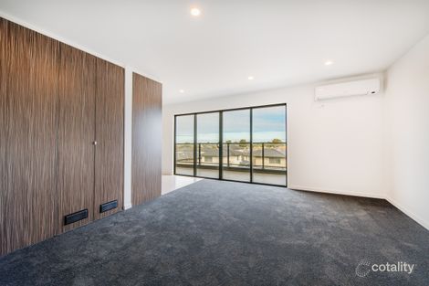 Property photo of 105 Nada Way Carrum Downs VIC 3201