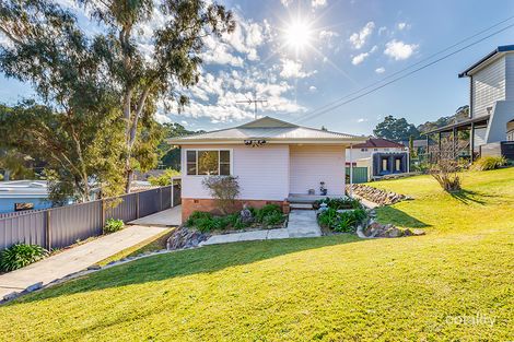 Property photo of 135 Prospect Road Garden Suburb NSW 2289