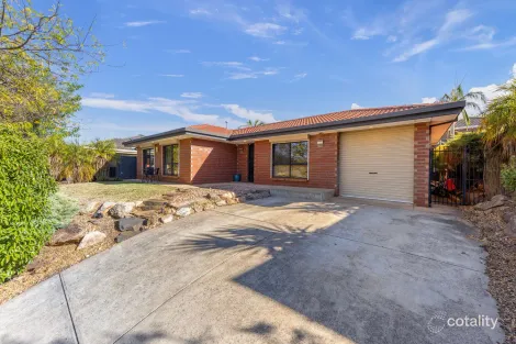 Property photo of 18 Taranaki Court Greenwith SA 5125