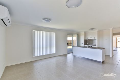 Property photo of 11 Whitefield Street Glenvale QLD 4350