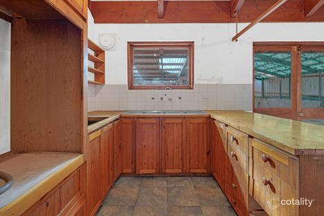 Property photo of 13 Chilcomb Drive Huntfield Heights SA 5163