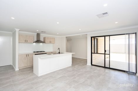24 Mitta St, Hammond Park, WA 6164