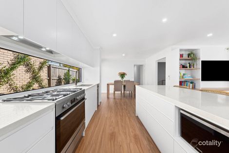 Property photo of 19 Crestmoor Drive Highton VIC 3216